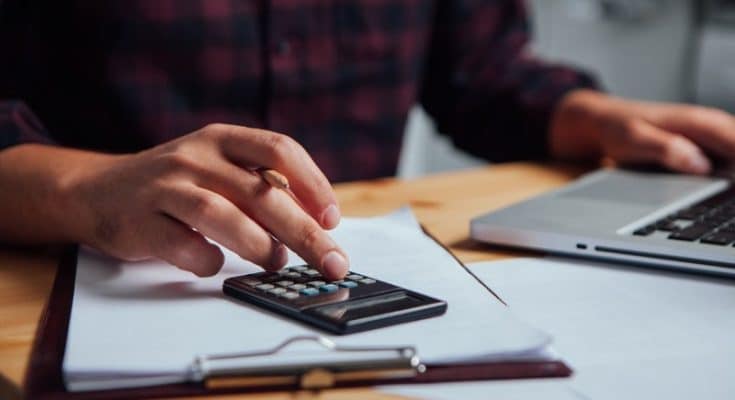 30000 brut en net 23400 Euros Net par an (explication du calcul)